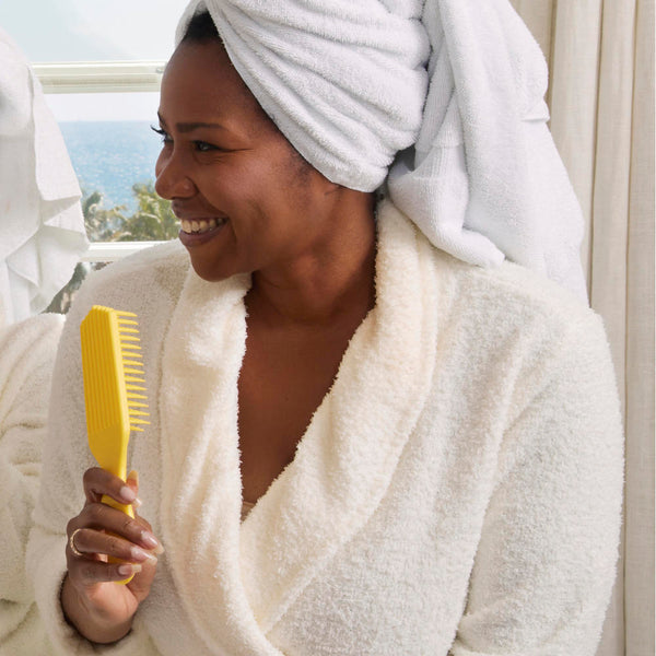 Felicia Leatherwood Detangler Brush (Yellow)